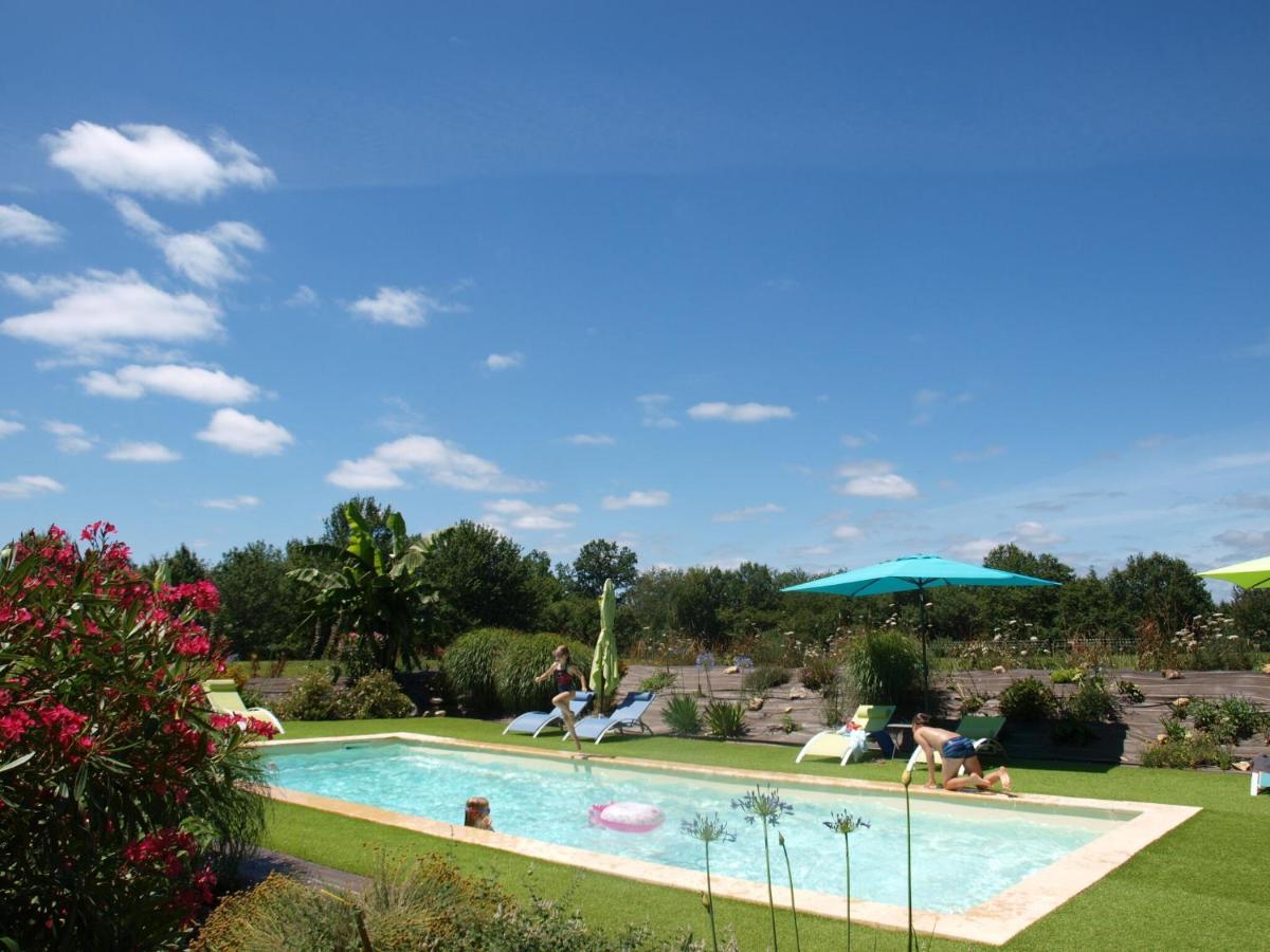 Cozy Cottage In Aquitaine With Private Swimming Pool Peyzac-le-Moustier Ngoại thất bức ảnh