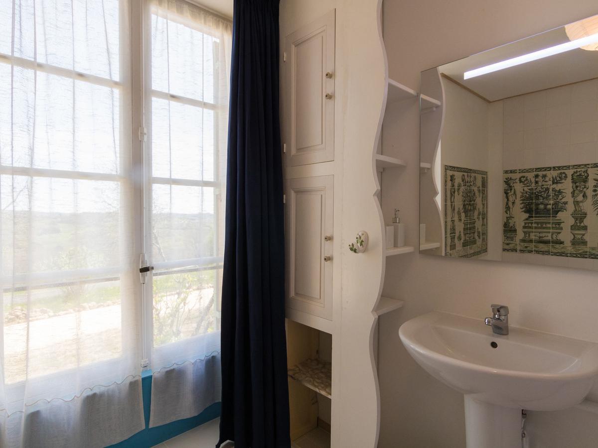 Cozy Cottage In Aquitaine With Private Swimming Pool Peyzac-le-Moustier Ngoại thất bức ảnh